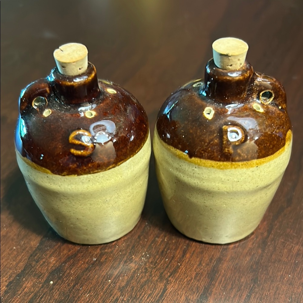 Vintage Brown and Tan Ceramic Jugs Salt & Pepper 1950’s